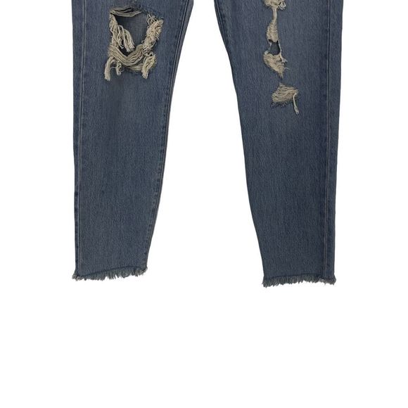 Levi's Wedgie Fit Ankle Jeans in Collateral Damage - Light Wash Size 27 NWT - Picture 6 of 14
